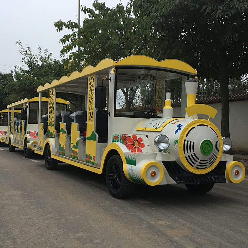 14座燃油小火車