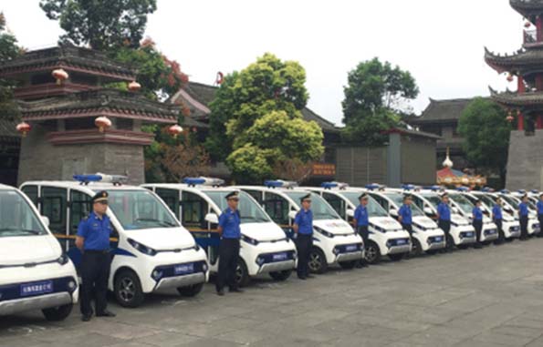 4座封閉式電動巡邏車