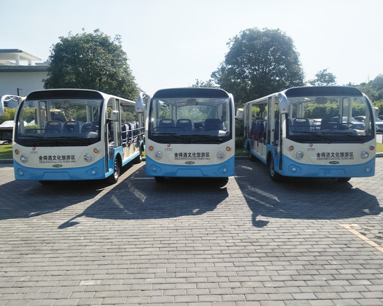 四輪電動觀光車