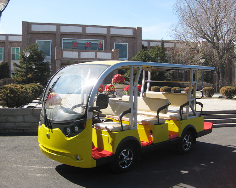 四輪電動觀光車